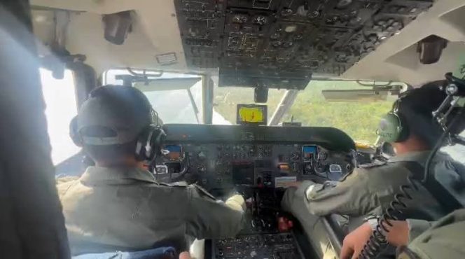 
					Pesawat TNI AU Bantu Pencarian Korban Kecelakaan Speed Boat di Perairan Sasorai Yapen