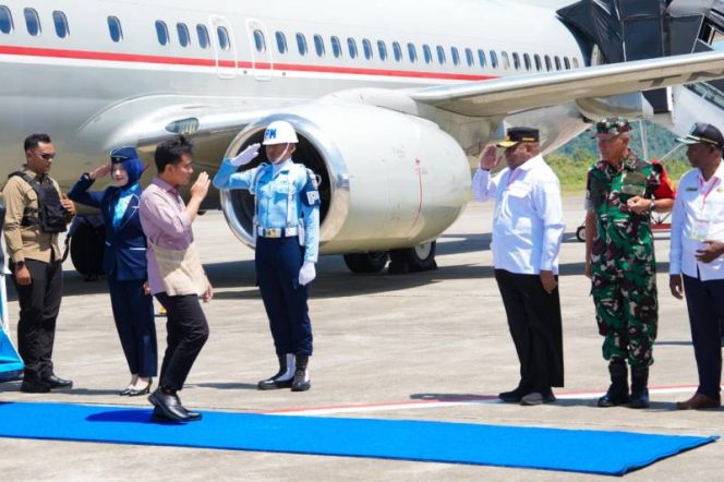 
					Dorong Pembangunan Inklusif di Tanah Papua, Wapres Gibran Kunjungi Biak Numfor
