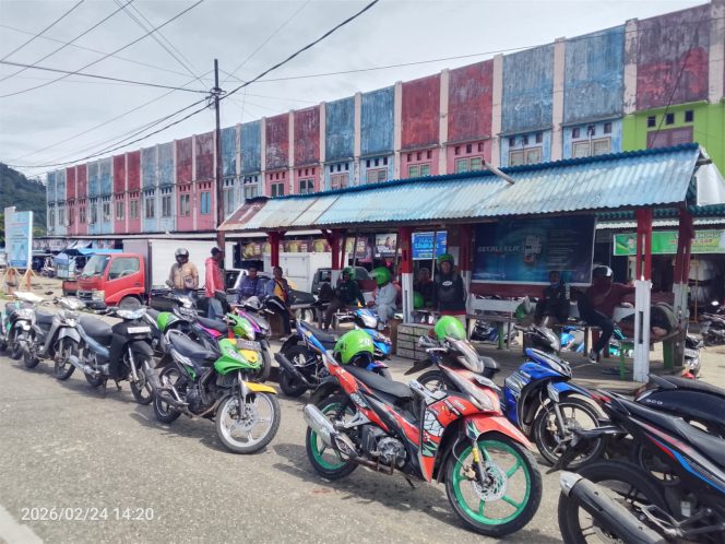 
					Nasib Ojek Pangkalan di Serui Kian Sulit, Penghasilan Turun Drastis