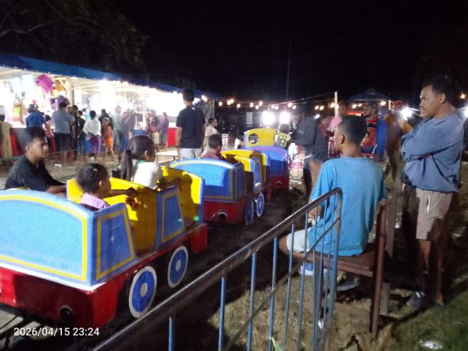 
					Hari Pertama Pasar Malam di Kota Serui Diserbu Warga, Dorong Pertumbuhan UMKM Lokal