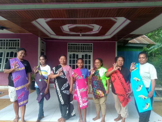 
					Pameran Batik Canting Yapen Hadir di Alun-Alun Trikora Serui, Angkat Budaya dan Kearifan Lokal Papua
